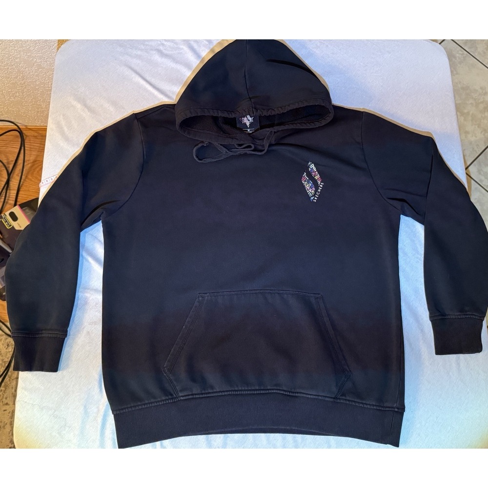 Skechers Performance Hoodie Mens Medium Black Pullover Sweatshirt Logo